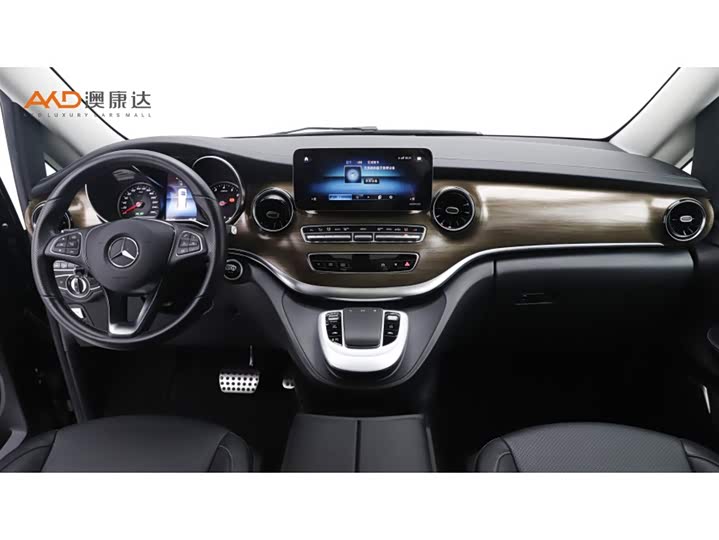 Фото 5 - Mercedes-Benz V-Class