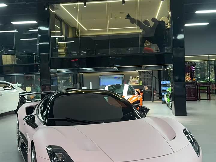 Фото 7 - Maserati MC20