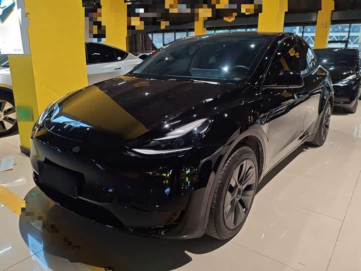 Фото 1 - Tesla Model Y