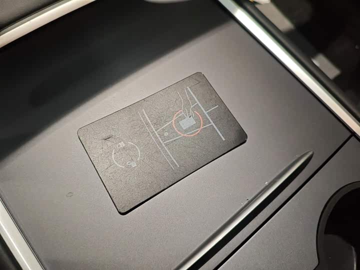 Фото 9 - Tesla Model Y