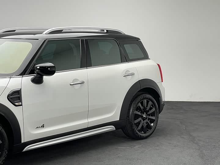 Фото 8 - Mini Countryman