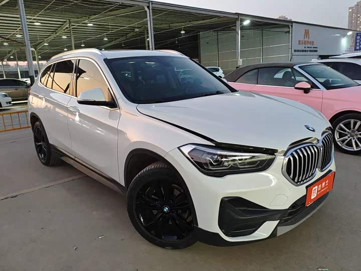 Фото 5 - BMW X1