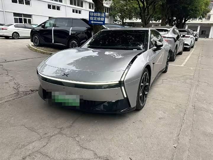 Фото 1 - XPeng P7