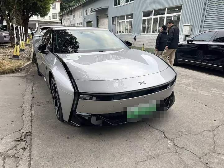 Фото 3 - XPeng P7