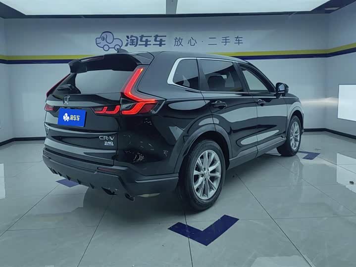 Фото 3 - Honda CR-V