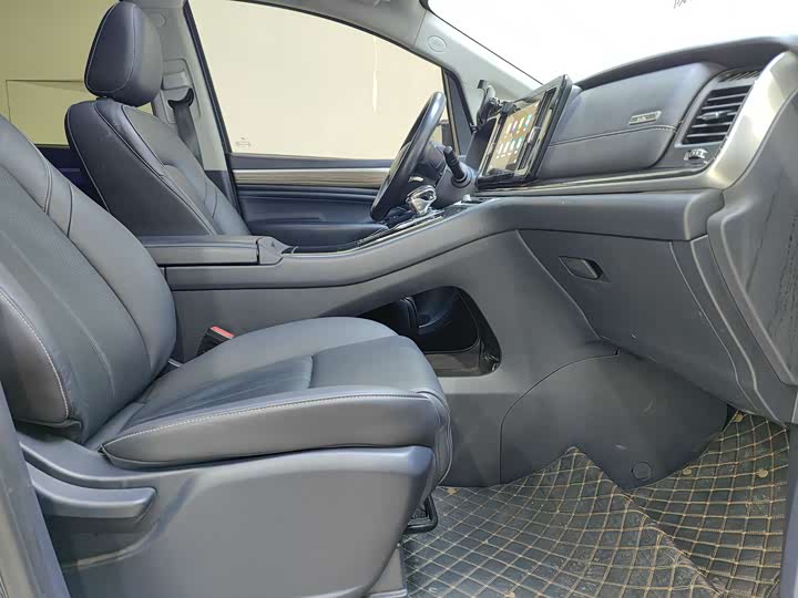 Фото 5 - GAC Trumpchi M8