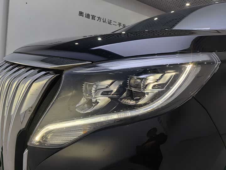 Фото 9 - GAC Trumpchi M8