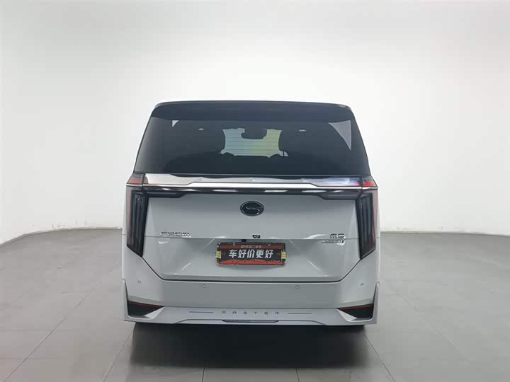 Фото 4 - GAC Trumpchi M8