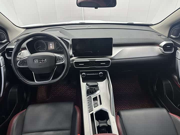 Фото 6 - Geely Coolray