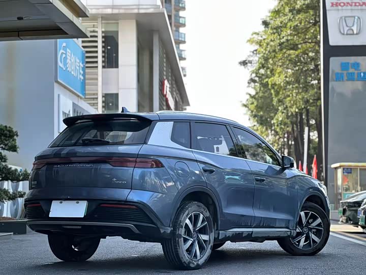 Фото 3 - BYD Song Pro Hybrid