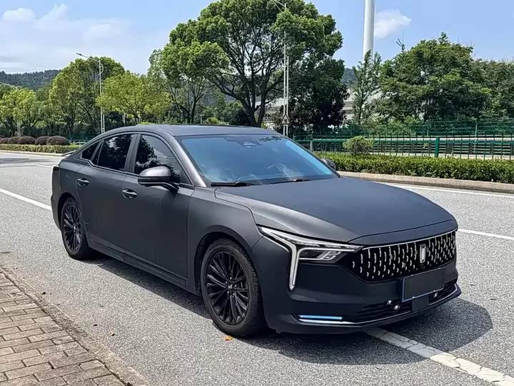 Фото 2 - Bestune B70