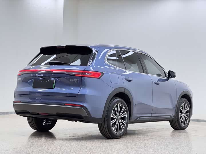 Фото 7 - Geely Galaxy Starship 7