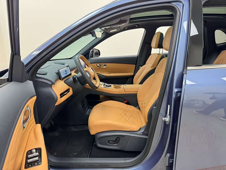 Фото 8 - Geely Galaxy Starship 7