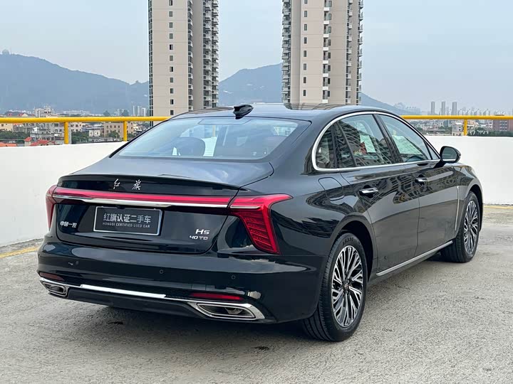Фото 9 - Hongqi H5