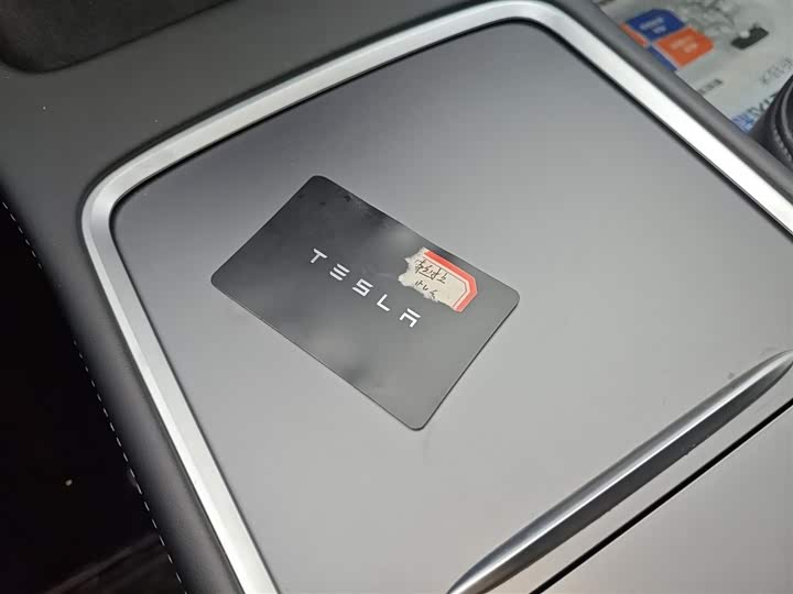 Фото 9 - Tesla Model Y