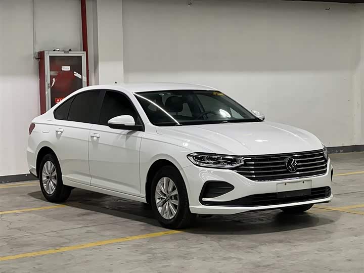 Фото 3 - Volkswagen Lavida