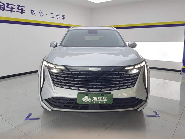 Фото 2 - Geely Atlas L