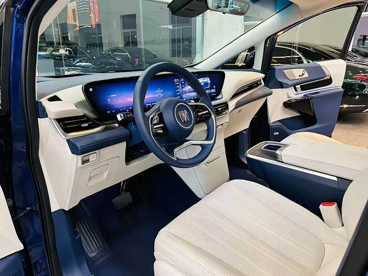 Фото 6 - Buick GL8 Century