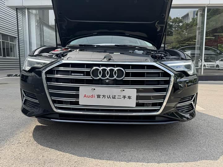 Фото 8 - Audi A6L