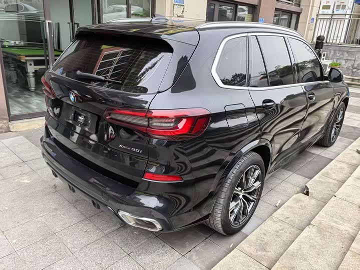 Фото 9 - BMW X5