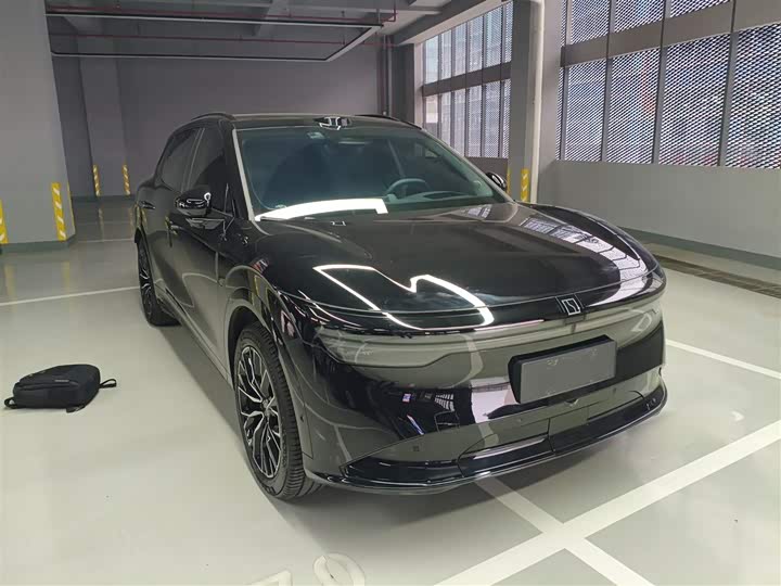 Фото 4 - Zeekr 7X