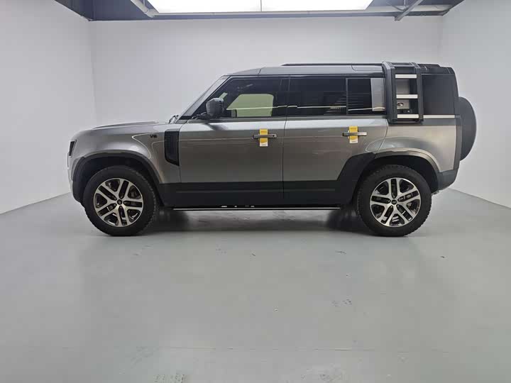 Фото 3 - Land Rover Defender