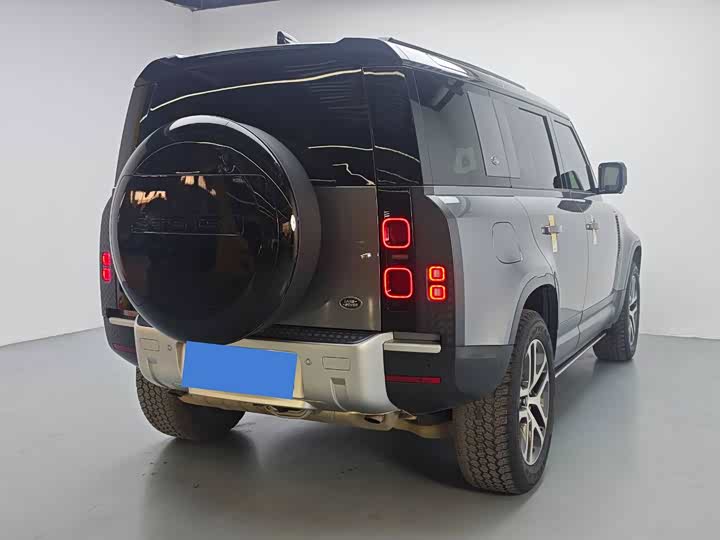 Фото 6 - Land Rover Defender