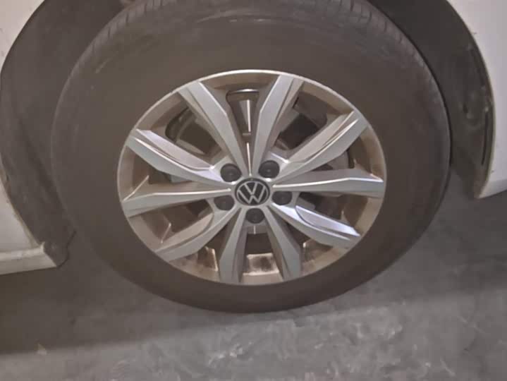 Фото 6 - Volkswagen Polo