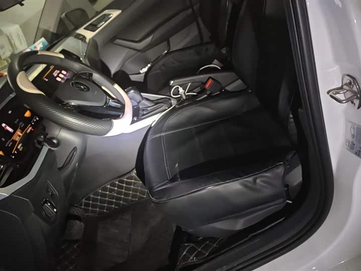 Фото 9 - Volkswagen Polo