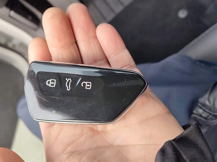 Фото 9 - Volkswagen Lamando L