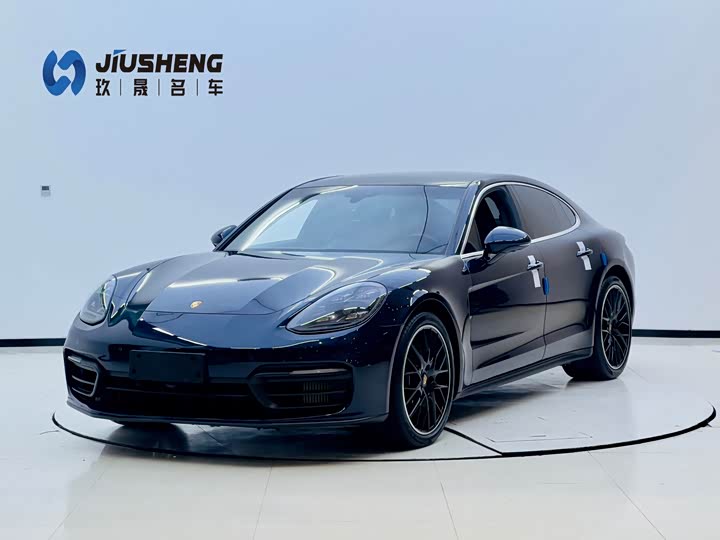 Фото 1 - Porsche Panamera