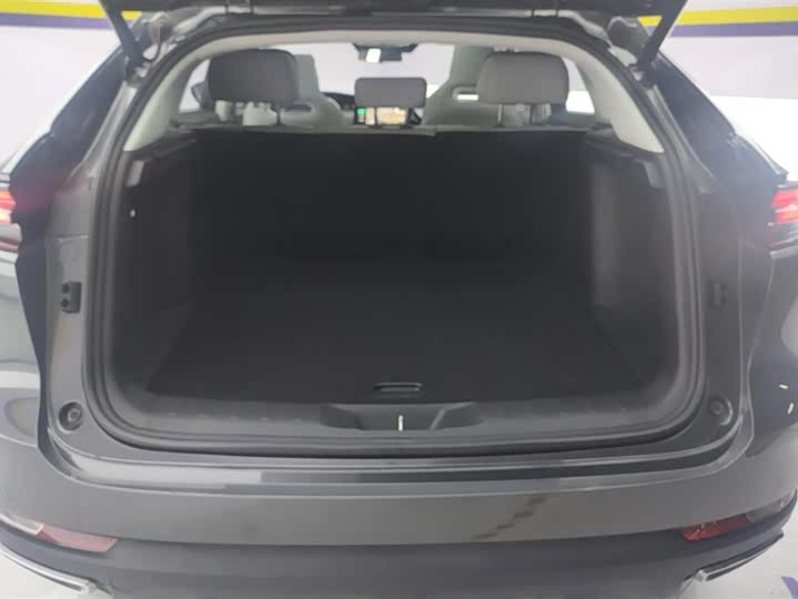 Фото 4 - Changan UNI-K Hybrid