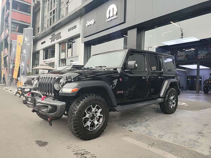 Фото 1 - Jeep Wrangler