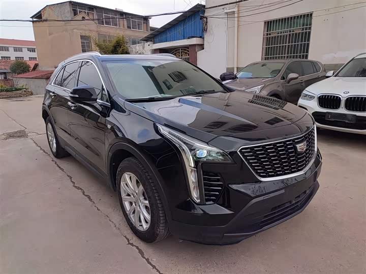 Фото 4 - Cadillac XT4