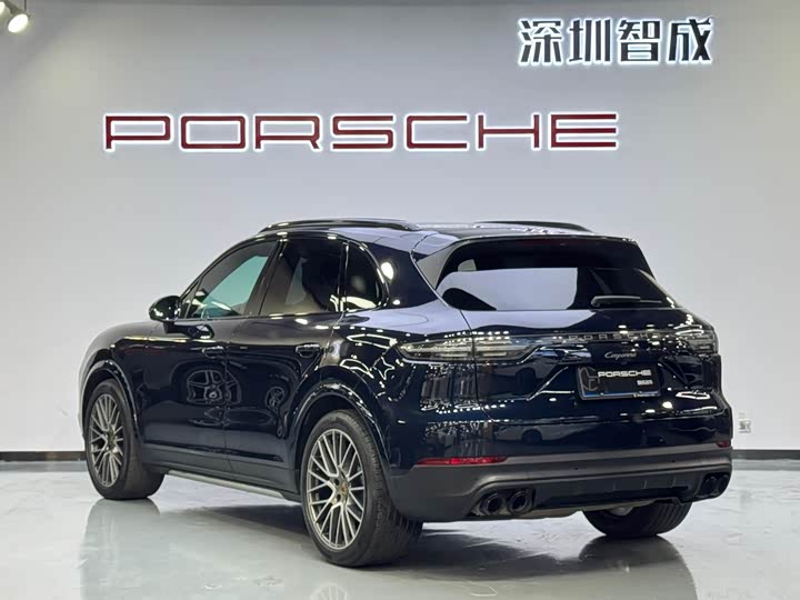 Фото 7 - Porsche Cayenne