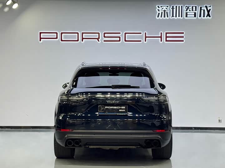 Фото 8 - Porsche Cayenne