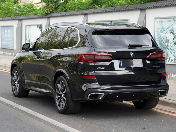 Фото 6 - BMW X5