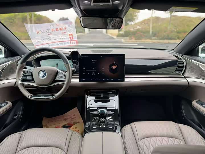 Фото 5 - BYD Han