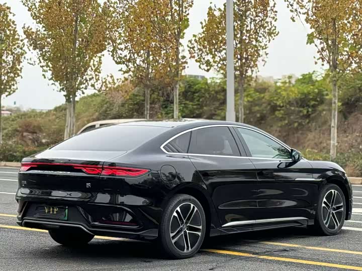 Фото 9 - BYD Han