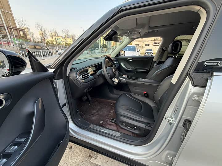 Фото 7 - Smart #1