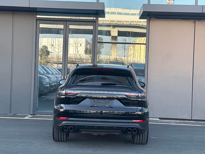 Фото 4 - Porsche Cayenne