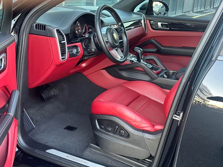 Фото 6 - Porsche Cayenne