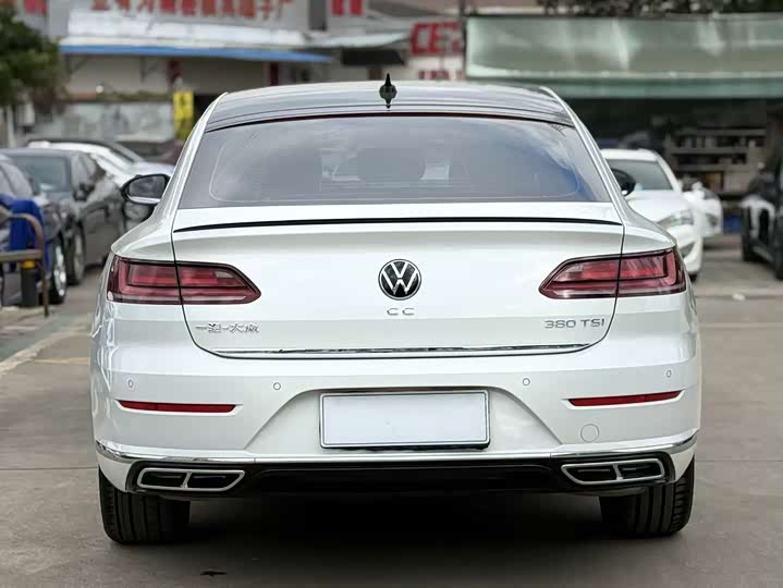 Фото 9 - Volkswagen CC