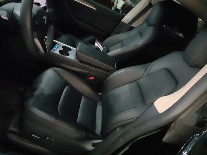 Фото 7 - Tesla Model Y