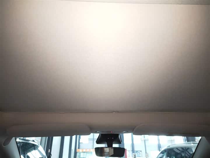 Фото 8 - Tesla Model Y