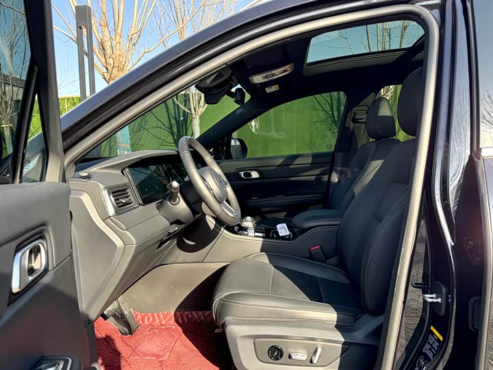 Фото 5 - LiXiang One