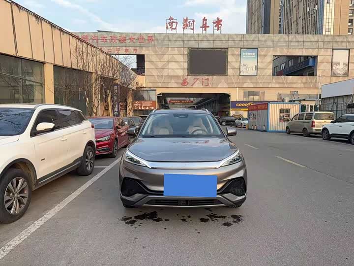 Фото 2 - BYD Yuan Plus