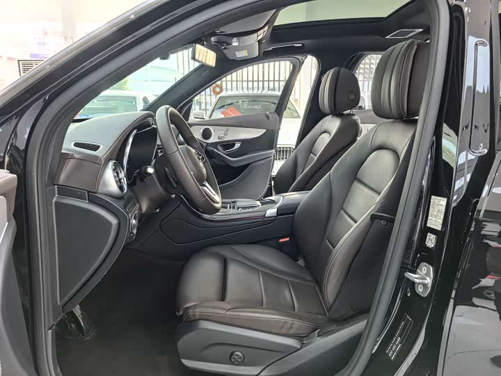 Фото 4 - Mercedes-Benz GLC-Class