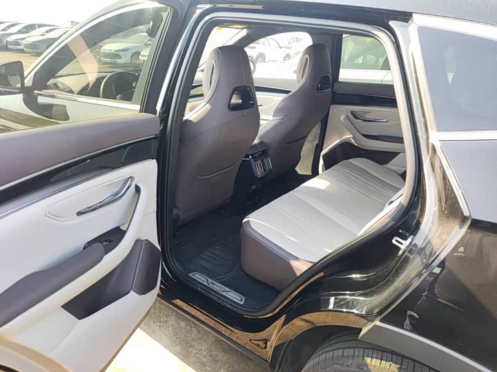 Фото 5 - BYD Song Plus Hybrid/EV