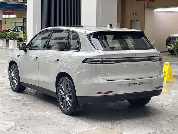 Фото 5 - Leapmotor C10